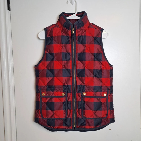 J. Crew Red Navy Buffalo Plaid Quilted Puffer Down Feather Excursion Vest Sz XS - Picture 3 of 9